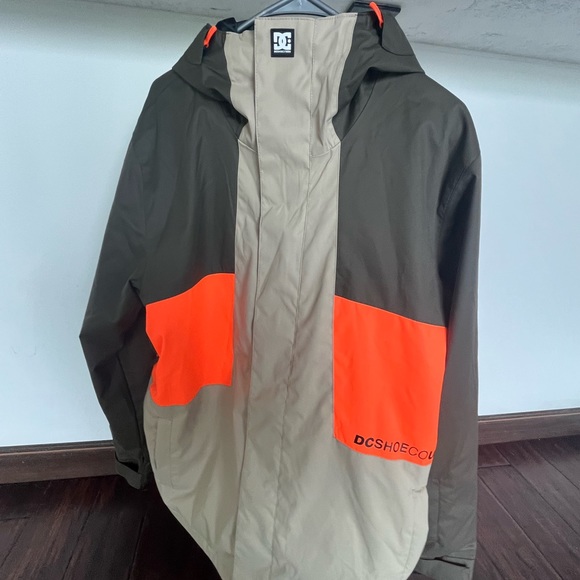 DC Defy Snowboard Jacket 2023 - Picture 3 of 7